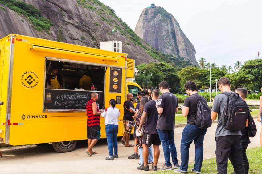 Pizza Day reúne comunidade Bitcoin no Brasil e mundo afora